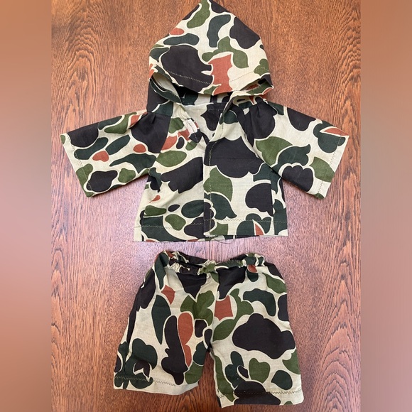 Cabbage Patch camouflage pants & hoodie. Easy Velcro close for little fingers! - Picture 1 of 1